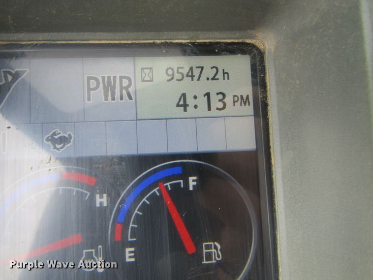 image for item IL9394 2011 John Deere 250G LC  excavator