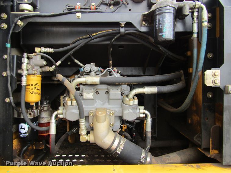 image for item IL9394 2011 John Deere 250G LC  excavator