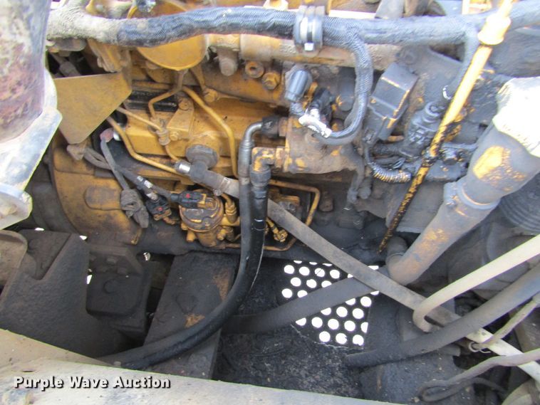 image for item IL9394 2011 John Deere 250G LC  excavator