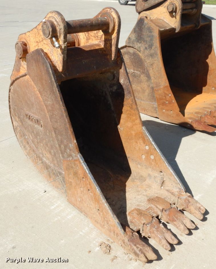 image for item IL9394 2011 John Deere 250G LC  excavator