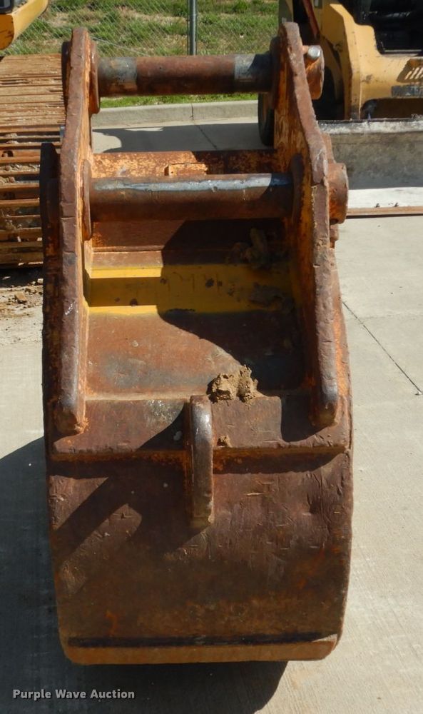 image for item IL9394 2011 John Deere 250G LC  excavator