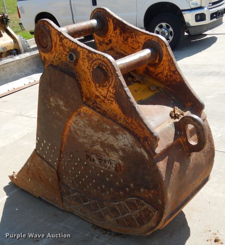 image for item IL9394 2011 John Deere 250G LC  excavator