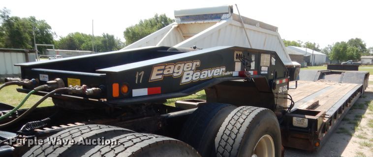image for item IP9759 2017 Eager Beaver 50GL  lowboy equipment trailer