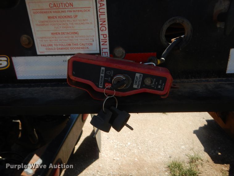 image for item IP9759 2017 Eager Beaver 50GL  lowboy equipment trailer