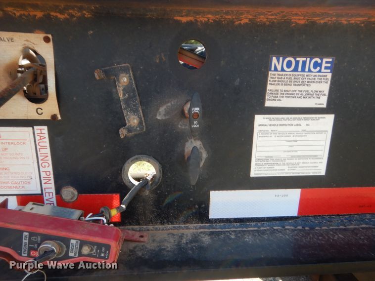 image for item IP9759 2017 Eager Beaver 50GL  lowboy equipment trailer