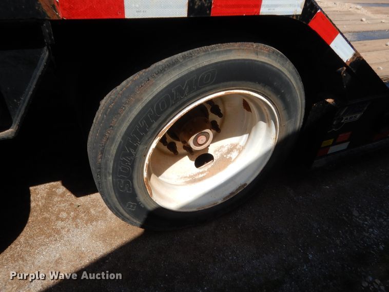 image for item IP9759 2017 Eager Beaver 50GL  lowboy equipment trailer