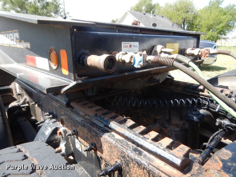 image for item IP9759 2017 Eager Beaver 50GL  lowboy equipment trailer