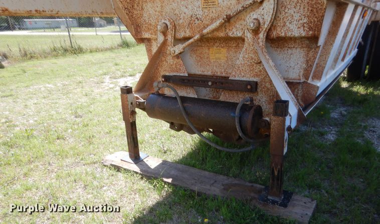 image for item IP9760 2012 Construction Trailer Specialists EDT42LW  bottom dump trailer