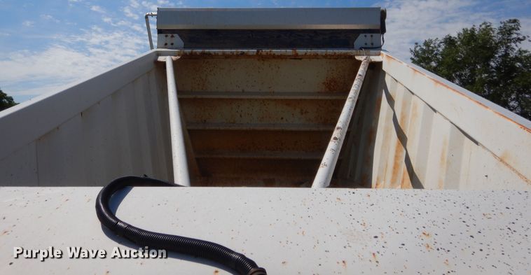 image for item IP9760 2012 Construction Trailer Specialists EDT42LW  bottom dump trailer