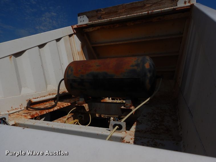 image for item IP9760 2012 Construction Trailer Specialists EDT42LW  bottom dump trailer