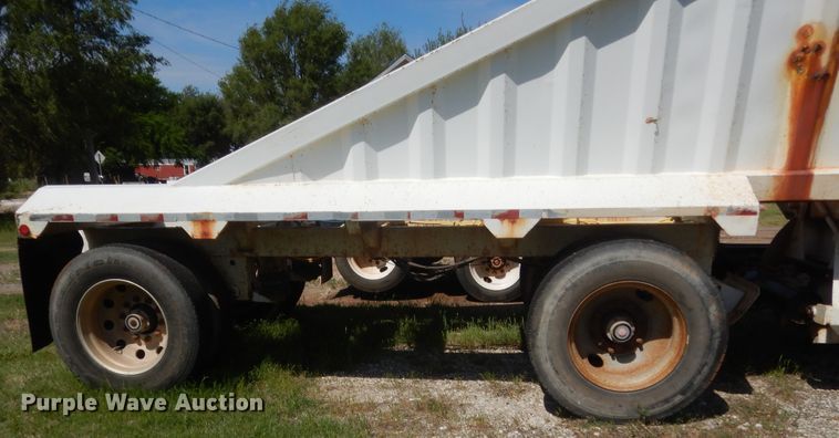 image for item IP9760 2012 Construction Trailer Specialists EDT42LW  bottom dump trailer