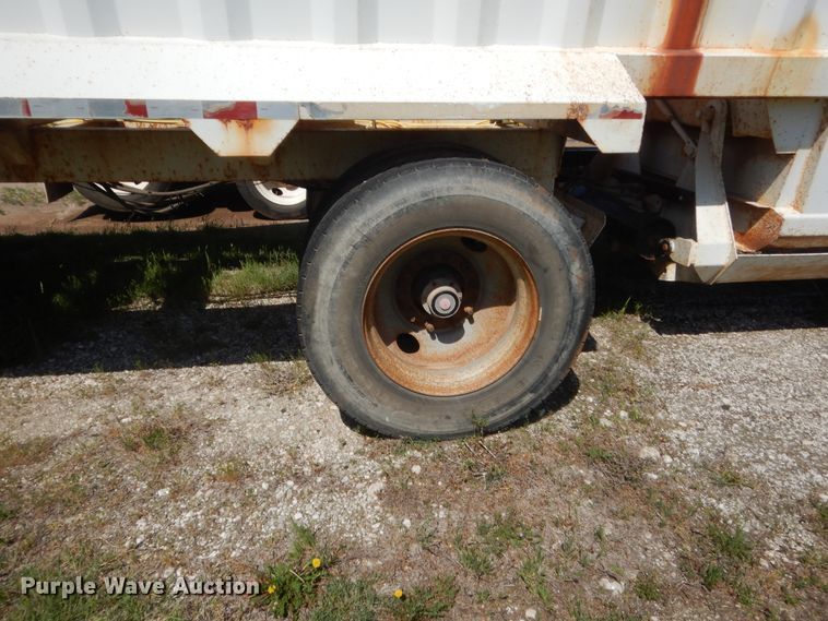 image for item IP9760 2012 Construction Trailer Specialists EDT42LW  bottom dump trailer