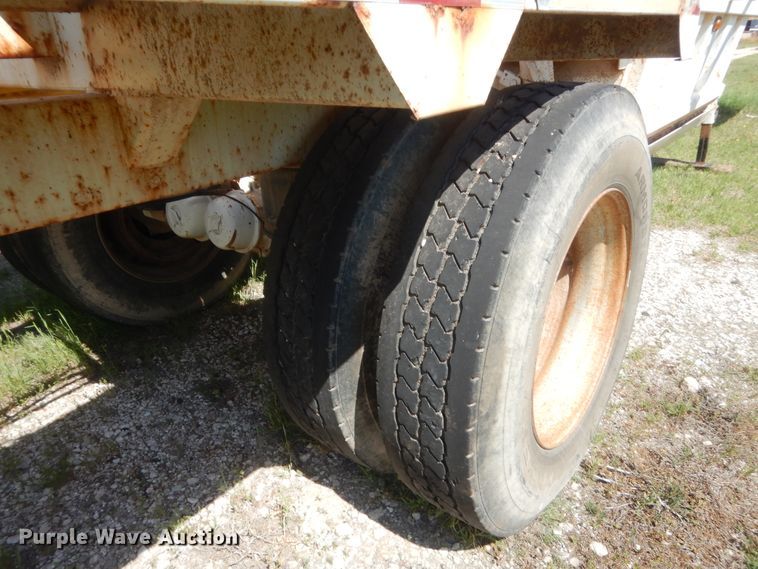 image for item IP9760 2012 Construction Trailer Specialists EDT42LW  bottom dump trailer