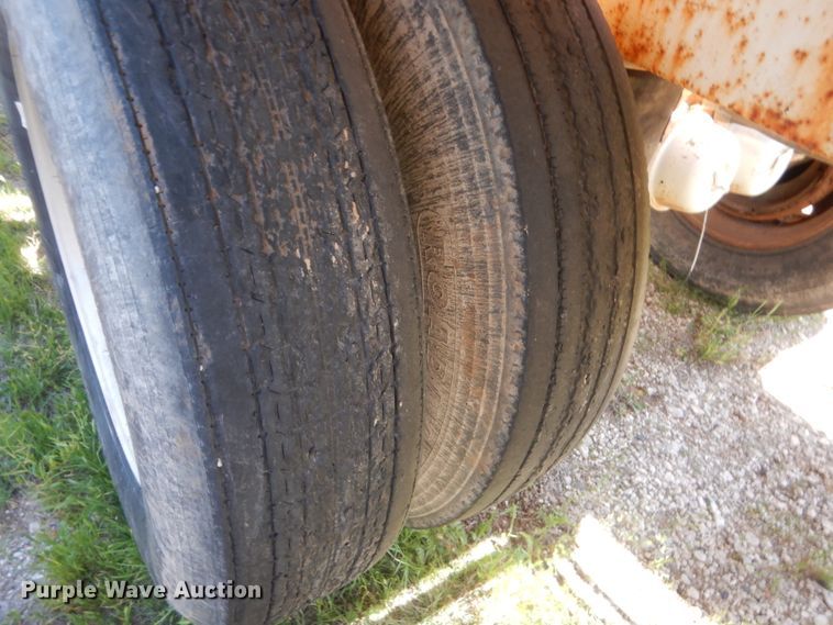 image for item IP9760 2012 Construction Trailer Specialists EDT42LW  bottom dump trailer