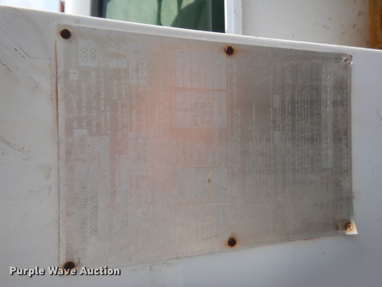 image for item IP9773 2006 Ford F550  bucket truck