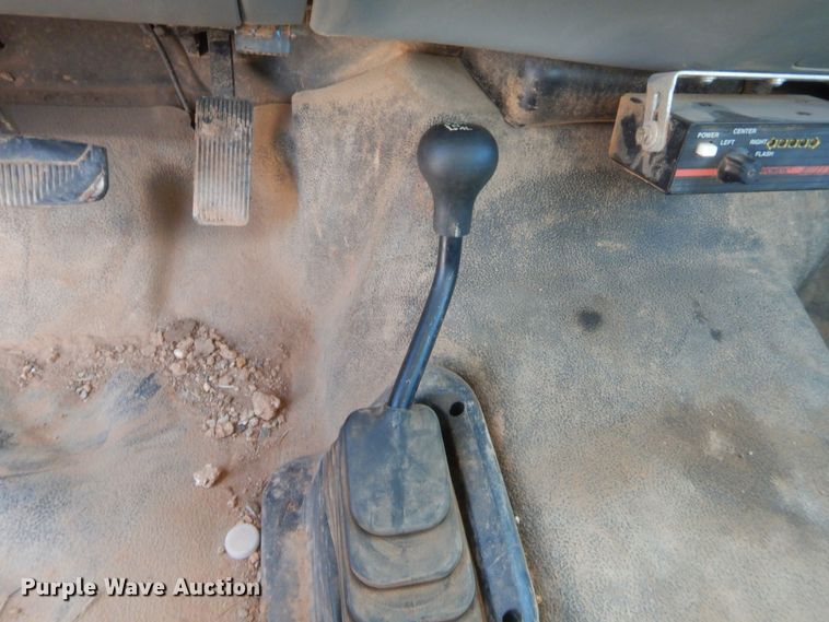 image for item IP9774 2006 Ford F550  bucket truck