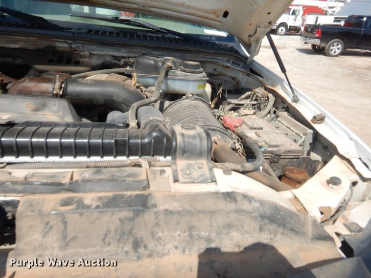 image for item IP9774 2006 Ford F550  bucket truck