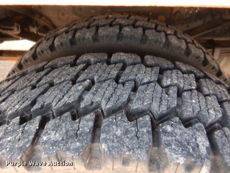 image for item IP9774 2006 Ford F550  bucket truck