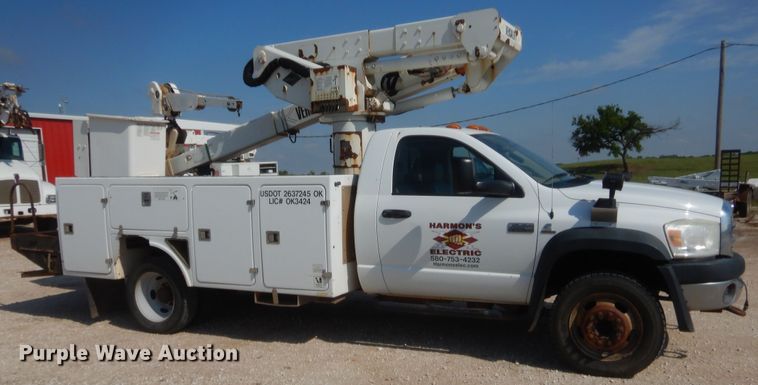 image for item IP9775 2008 Sterling Bullet  bucket truck
