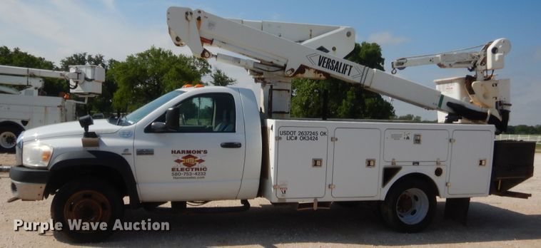 image for item IP9775 2008 Sterling Bullet  bucket truck