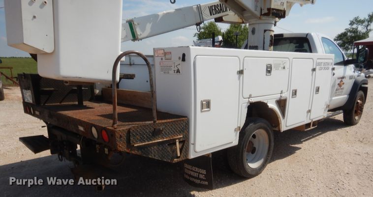 image for item IP9775 2008 Sterling Bullet  bucket truck