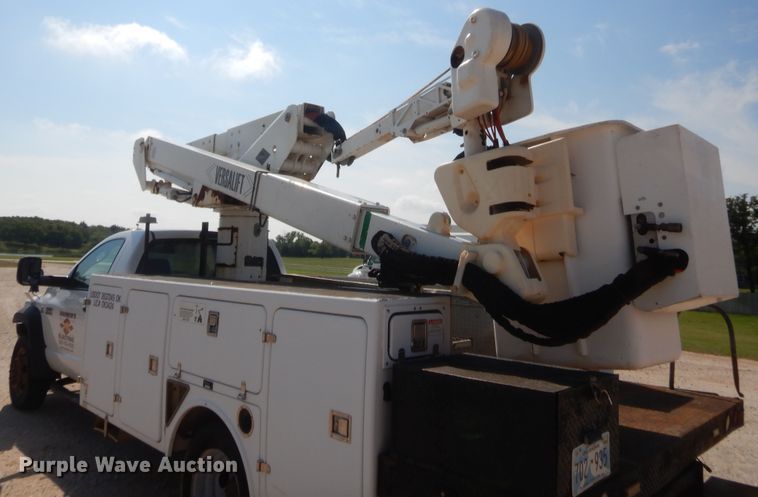 image for item IP9775 2008 Sterling Bullet  bucket truck