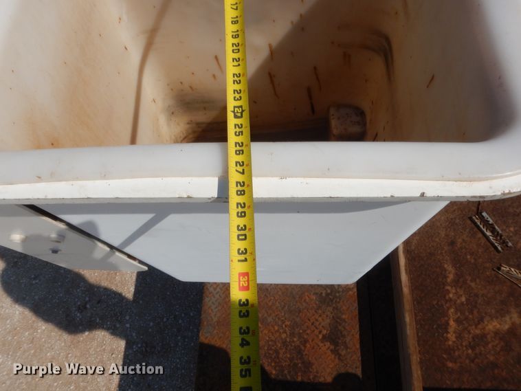 image for item IP9775 2008 Sterling Bullet  bucket truck