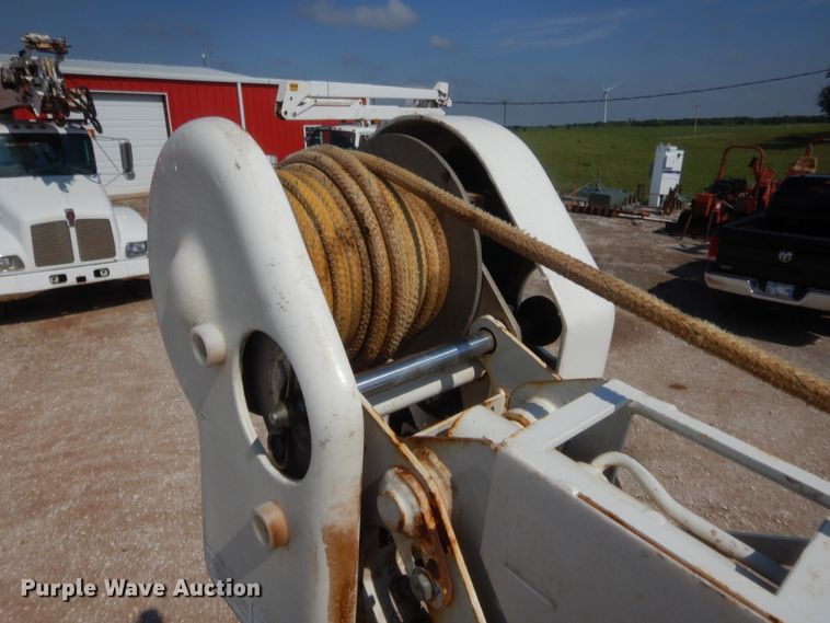image for item IP9775 2008 Sterling Bullet  bucket truck