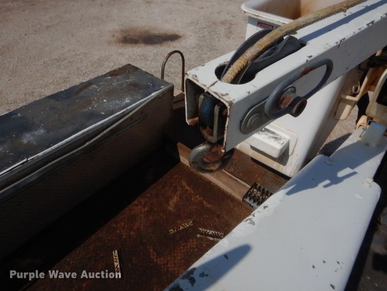 image for item IP9775 2008 Sterling Bullet  bucket truck