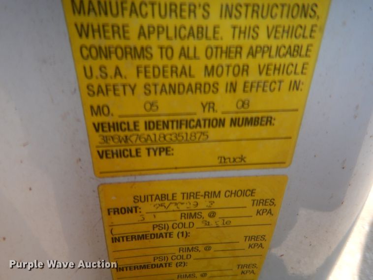 image for item IP9775 2008 Sterling Bullet  bucket truck