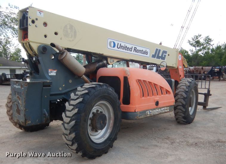 image for item IP9781 2005 JLG G9-43A  telehandler