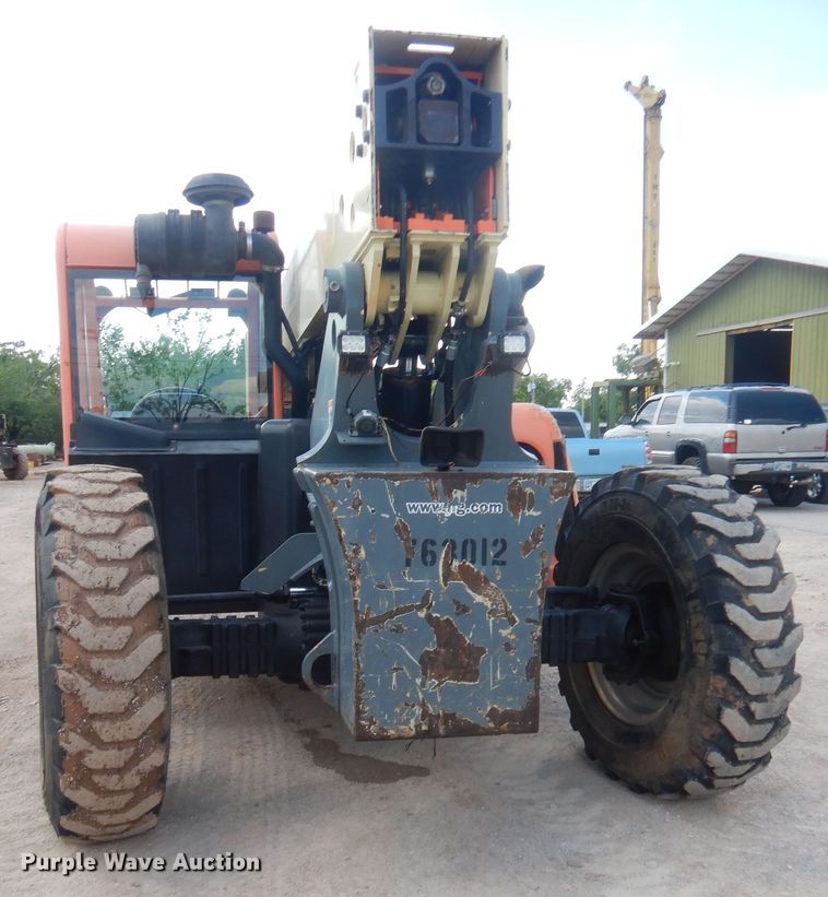 image for item IP9781 2005 JLG G9-43A  telehandler