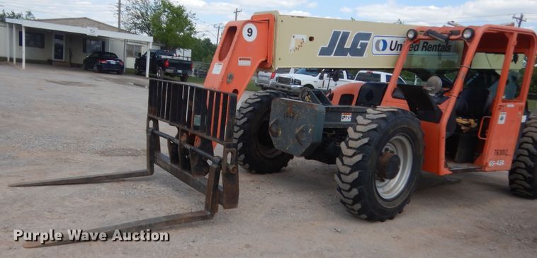 image for item IP9781 2005 JLG G9-43A  telehandler