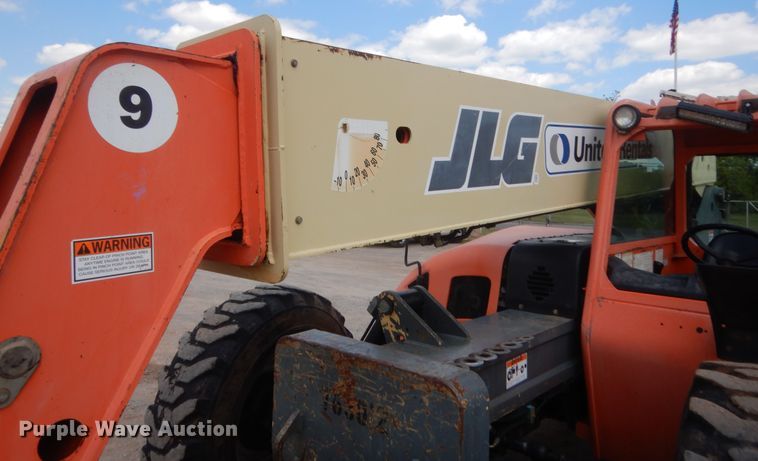 image for item IP9781 2005 JLG G9-43A  telehandler