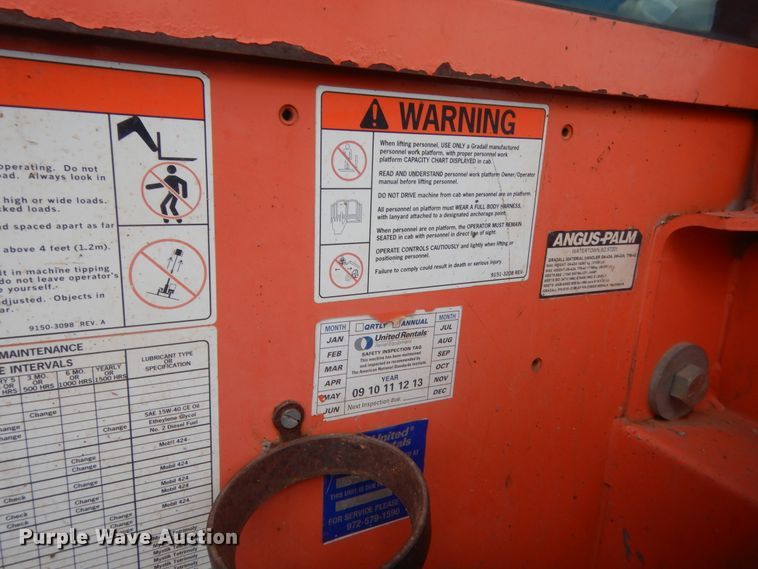 image for item IP9781 2005 JLG G9-43A  telehandler