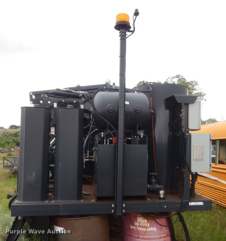 image for item IP9830 Bergkamp FP5  pot hole patcher bed