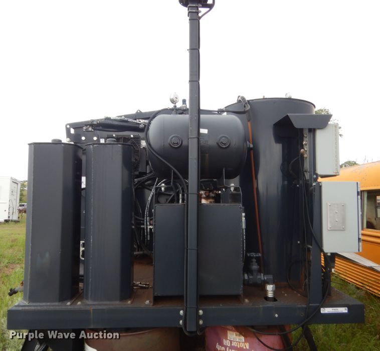 image for item IP9830 Bergkamp FP5  pot hole patcher bed