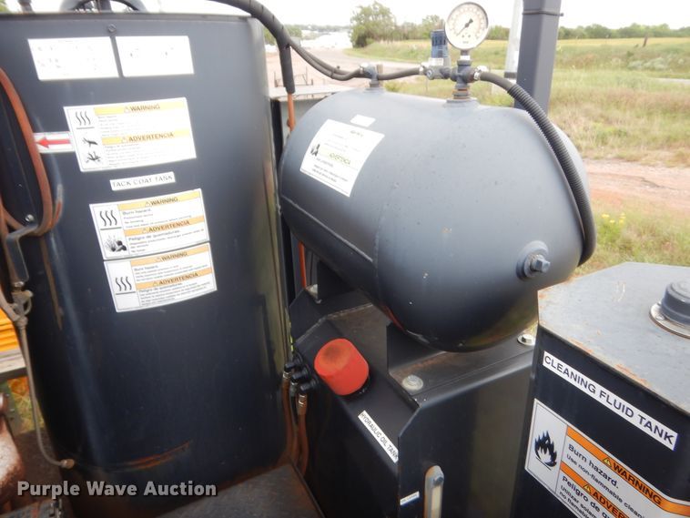 image for item IP9830 Bergkamp FP5  pot hole patcher bed