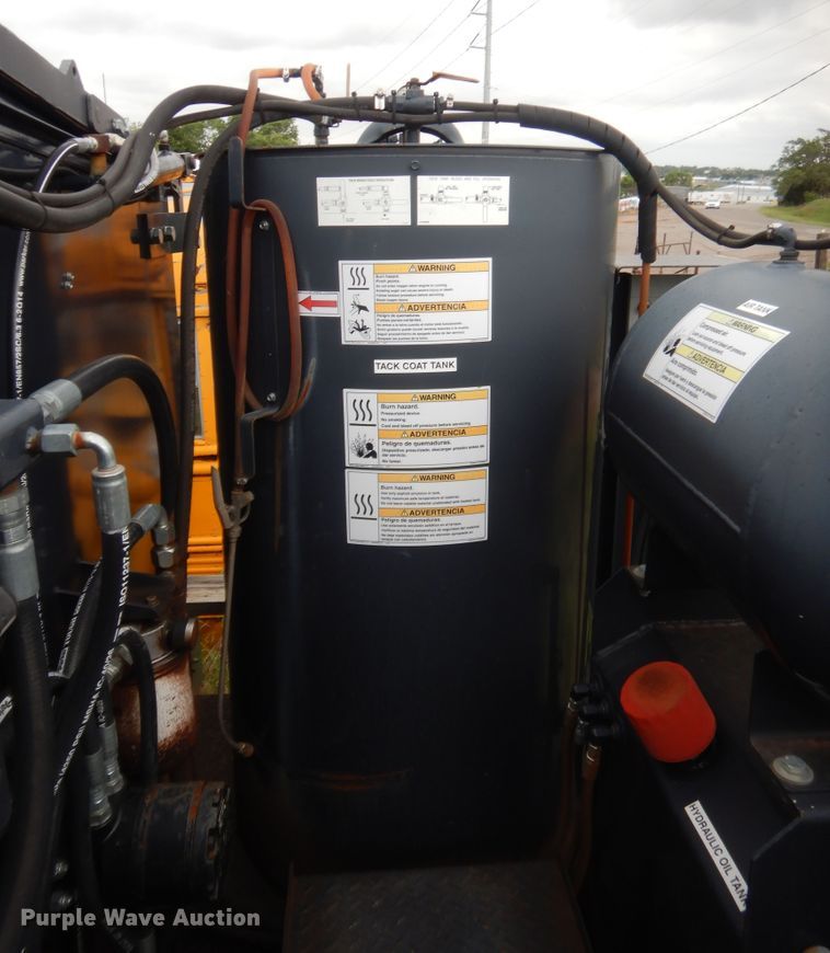 image for item IP9830 Bergkamp FP5  pot hole patcher bed