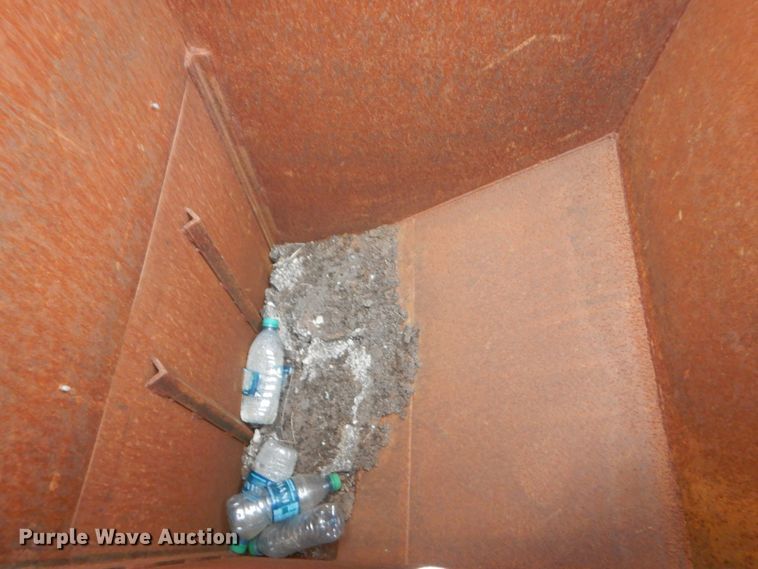 image for item IP9830 Bergkamp FP5  pot hole patcher bed