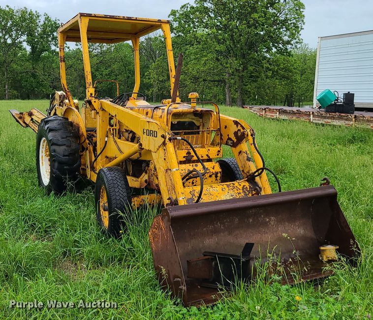 image for item IQ9180 Ford  backhoe