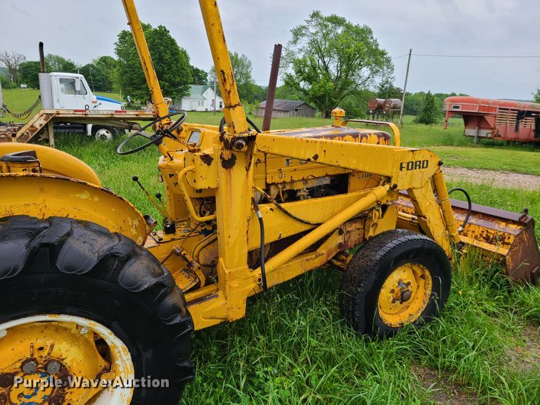 image for item IQ9180 Ford  backhoe