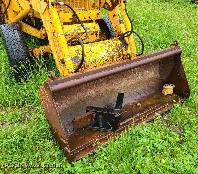 image for item IQ9180 Ford  backhoe