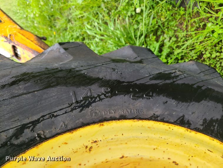 image for item IQ9180 Ford  backhoe