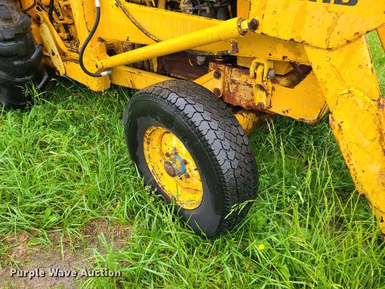 image for item IQ9180 Ford  backhoe
