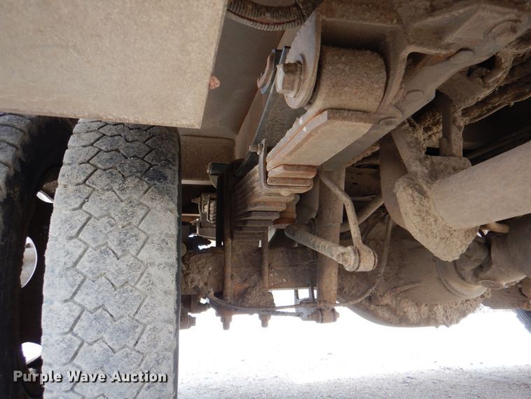 image for item IQ9462 2013 Ford F550 XL Super Duty  bucket truck