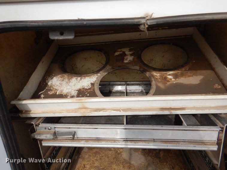 image for item IQ9462 2013 Ford F550 XL Super Duty  bucket truck