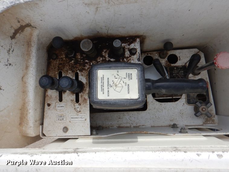 image for item IQ9462 2013 Ford F550 XL Super Duty  bucket truck