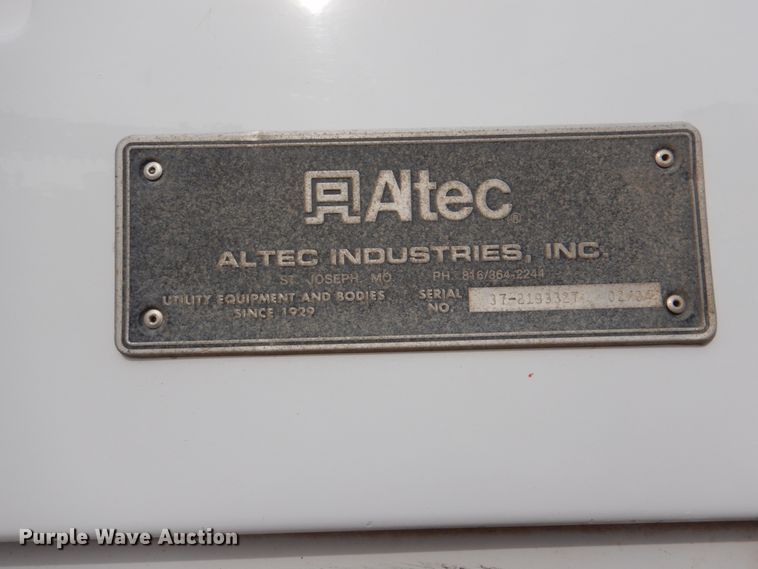 image for item IQ9462 2013 Ford F550 XL Super Duty  bucket truck