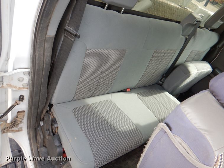 image for item IQ9462 2013 Ford F550 XL Super Duty  bucket truck